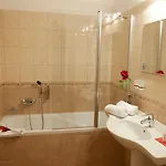 Heluan Hotel 3*