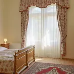 Hotel Heluan