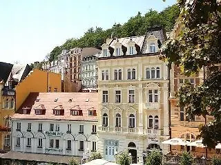 Heluan Hotel