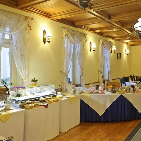 Hotel Heluan 3*